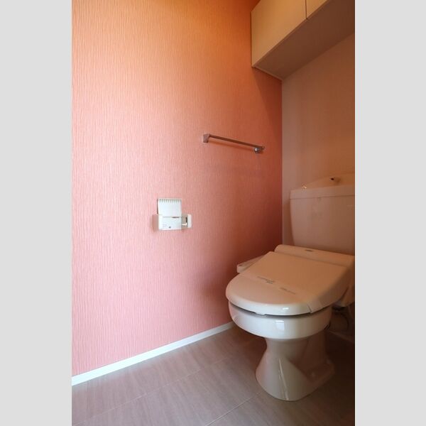 トイレ (温水洗浄暖房便座)