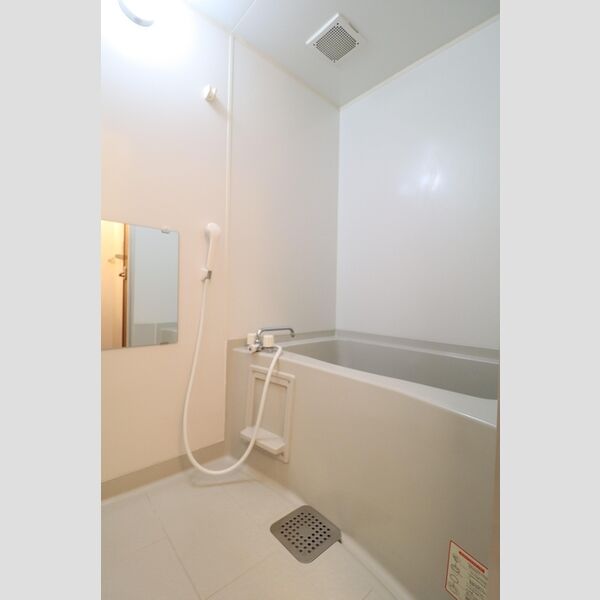 バス (ユニットバス)