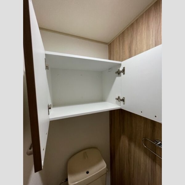 トイレ (トイレ収納)