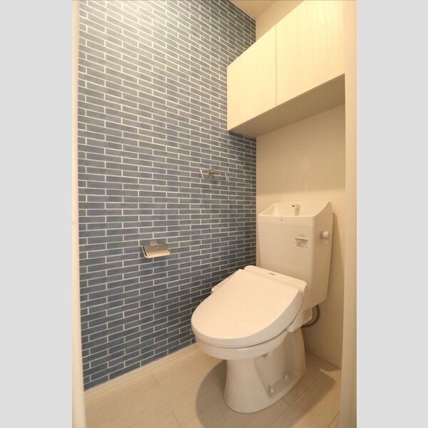 トイレ (温水洗浄便座)