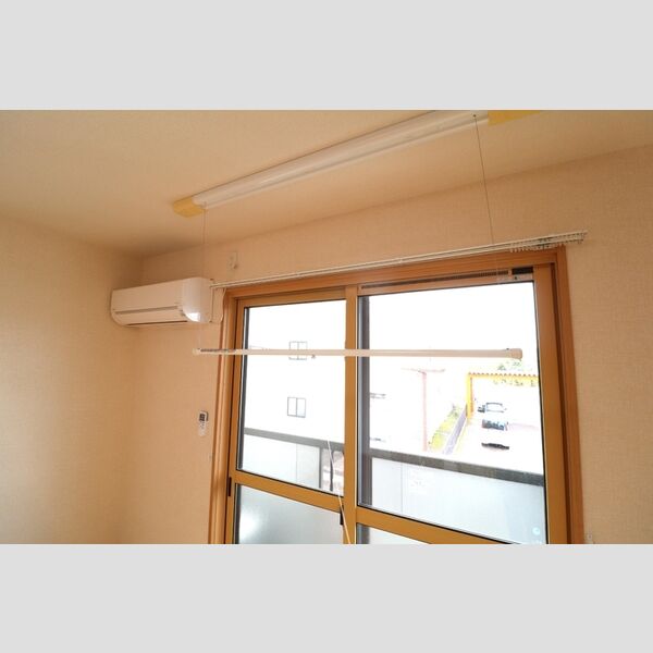 その他 (室内物干し)