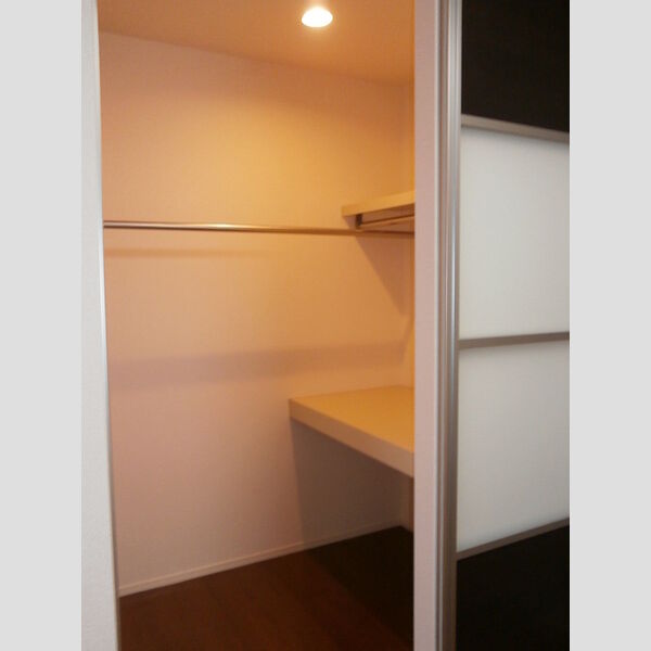 収納 (ウォークインクローゼット)