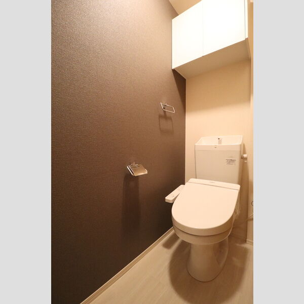 トイレ (温水洗浄暖房便座)