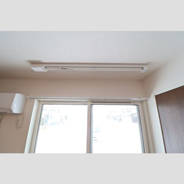 その他 (室内物干し)