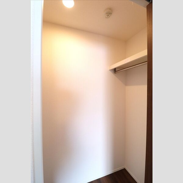 収納 (ウォークインクローゼット)