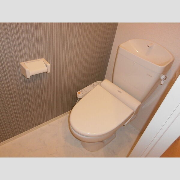 トイレ (温水洗浄暖房便座)