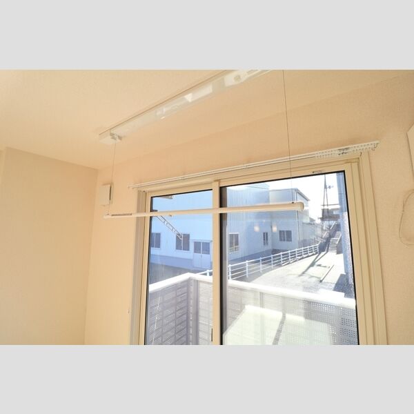 その他 (室内物干し)