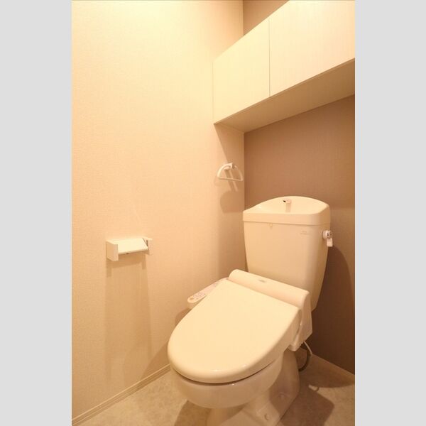 トイレ (温水洗浄暖房便座)