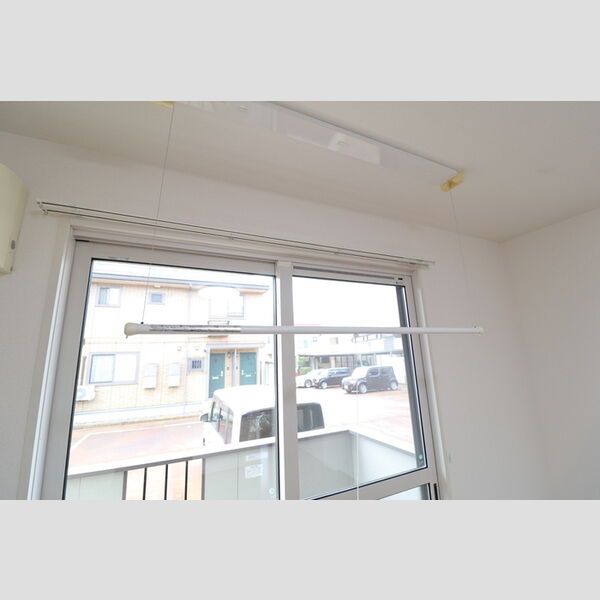 その他 (室内物干し)