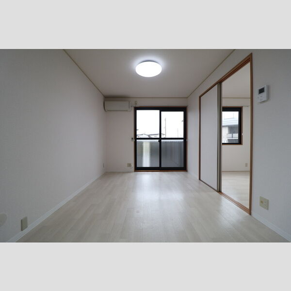 居室・リビング (ダイニング)