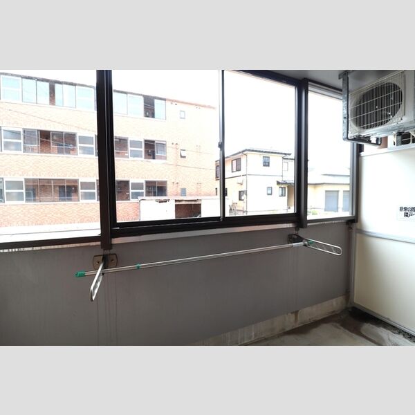 バルコニー・ベランダ (バルコニー)