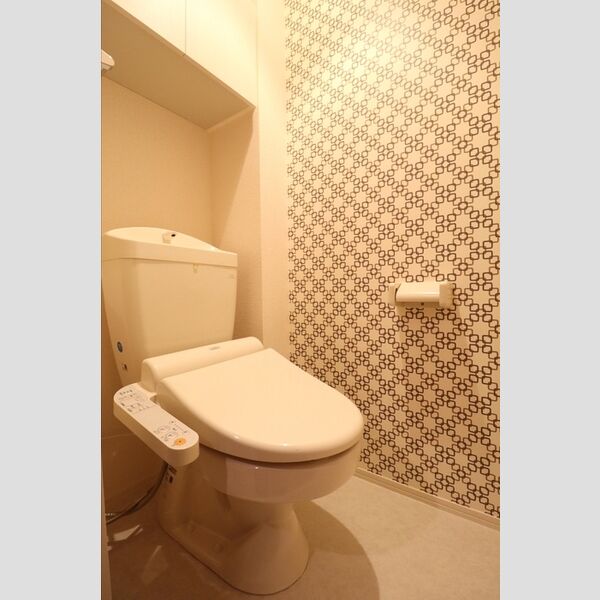 トイレ (温水洗浄暖房便座)