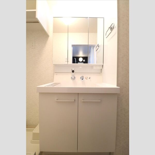 洗面所 (洗髪洗面化粧台)