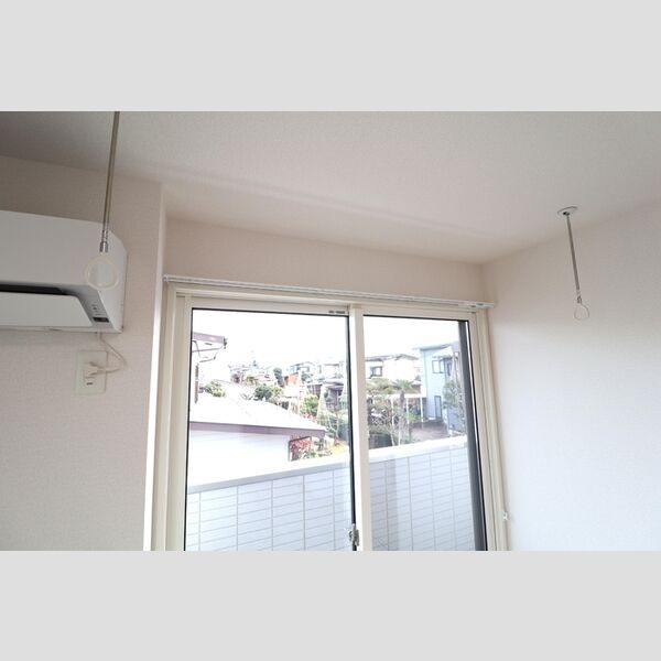 その他 (室内物干し)