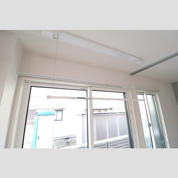 その他 (室内物干し)