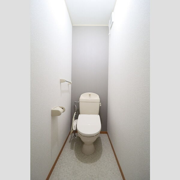 トイレ (温水洗浄暖房便座)