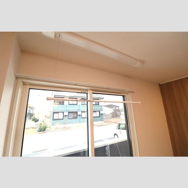 その他 (室内物干し)