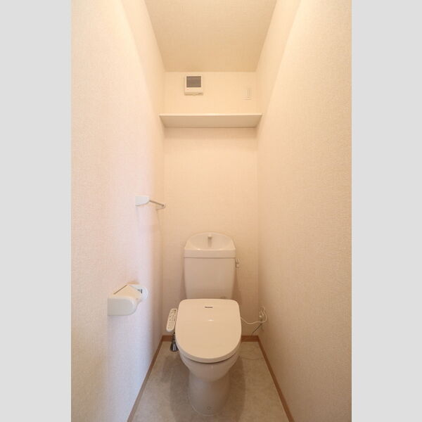 トイレ (温水洗浄暖房便座)