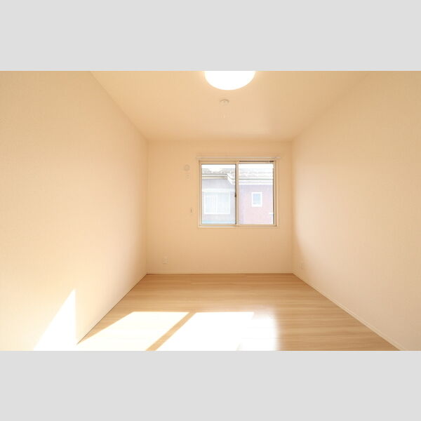 その他 (洋室➁)