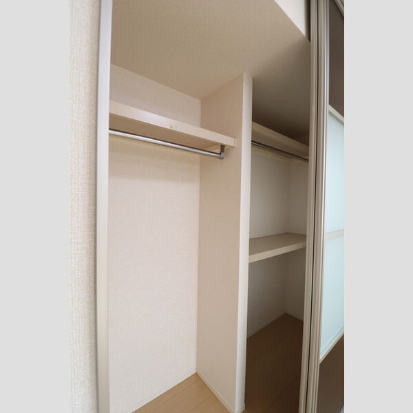 収納 (ウォークインクローゼット)