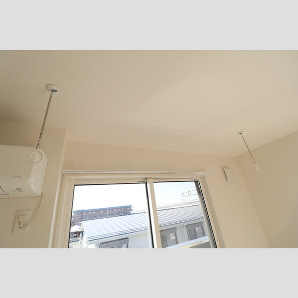 その他 (室内物干し)