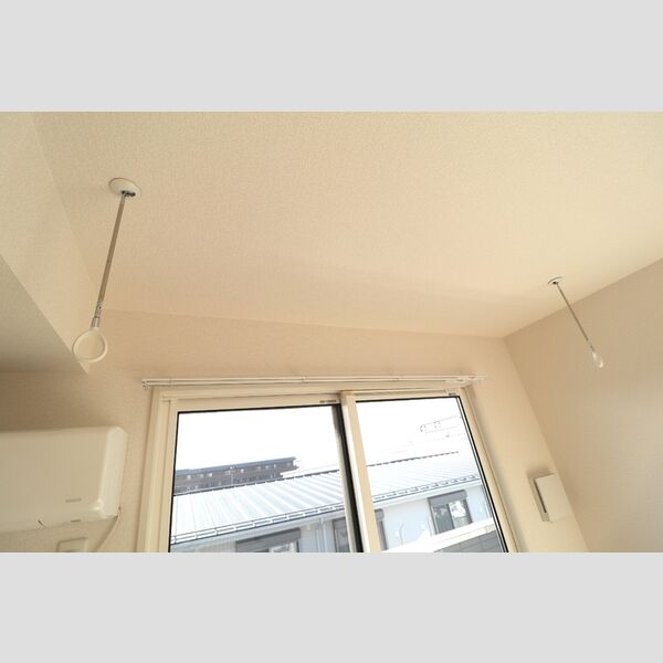 その他 (室内物干し)