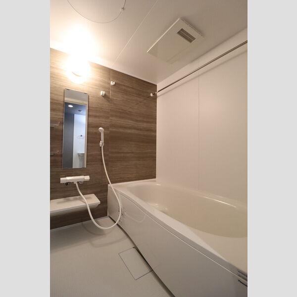 バス (浴室)