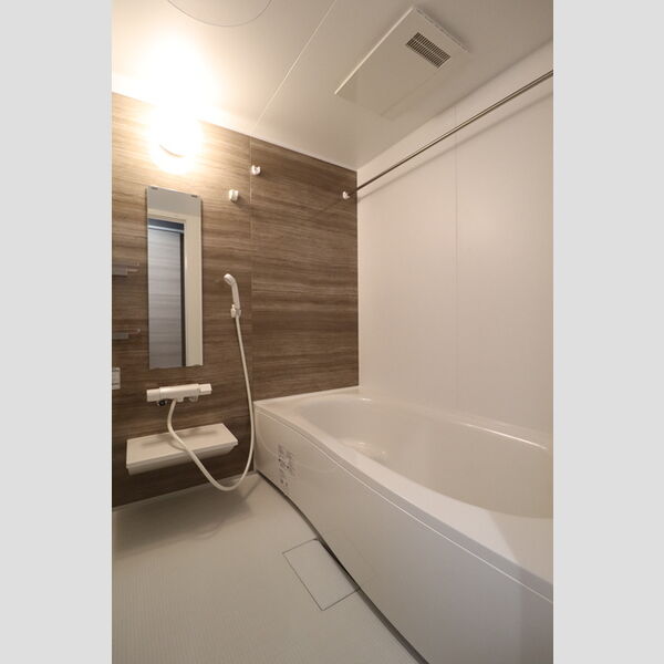 バス (浴室)
