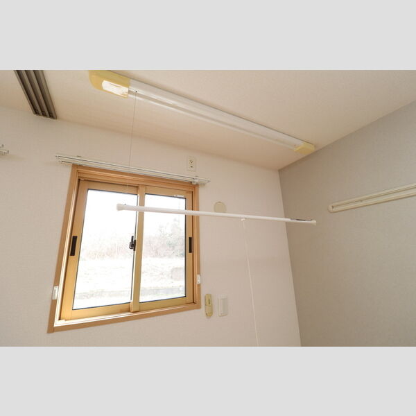 その他 (室内物干し)