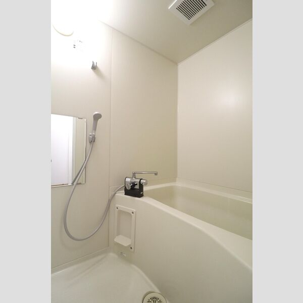 バス (ユニットバス)