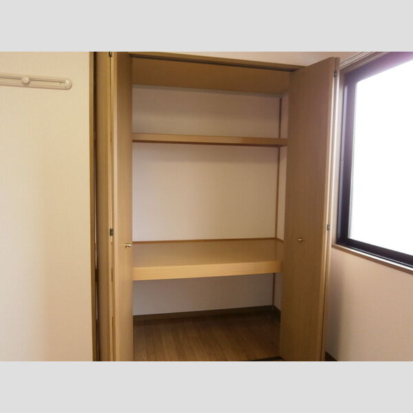 収納 (物入(北洋室))