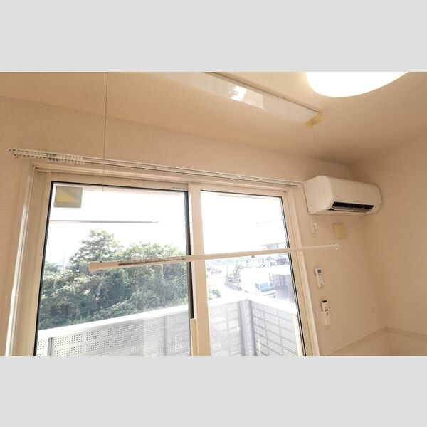 その他 (室内物干し)