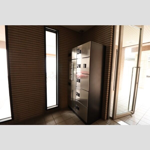 現地周辺 (宅配BOXと)