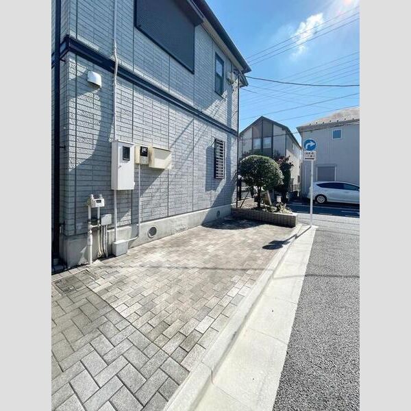 駐車場 (駐車場)