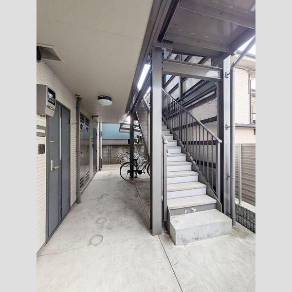 現地周辺 (階段)