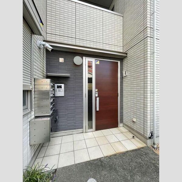 エントランス (エントランス)