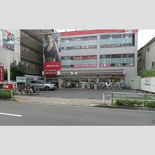 現地周辺 (セブンイレブン東武練馬駅北口店)