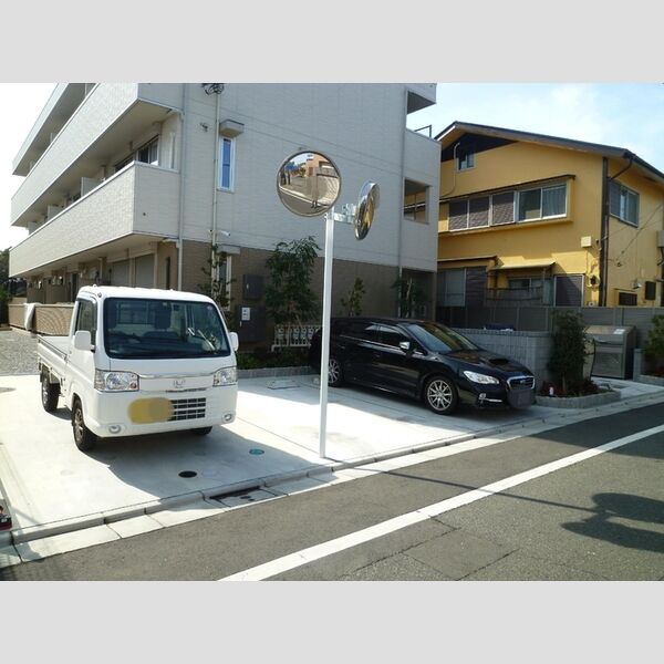 駐車場 (駐車場)