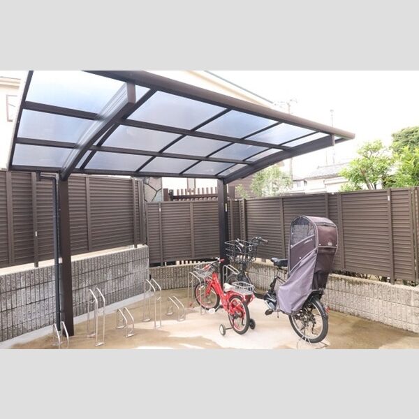 現地周辺 (自転車駐輪場(1世帯1台))