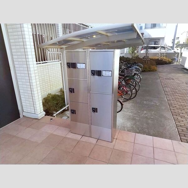 現地周辺 (宅配ボックス)