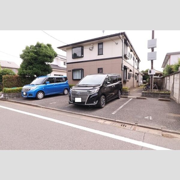 駐車場 (駐車場は空き要確認)