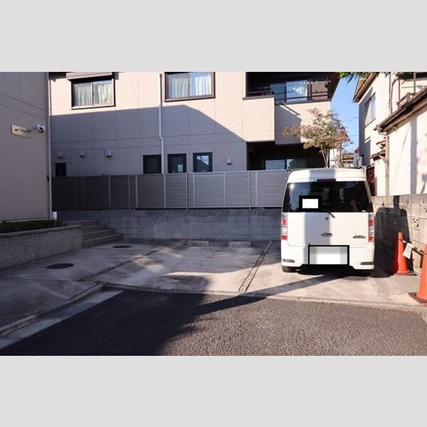 駐車場 (駐車場は空き要確認)