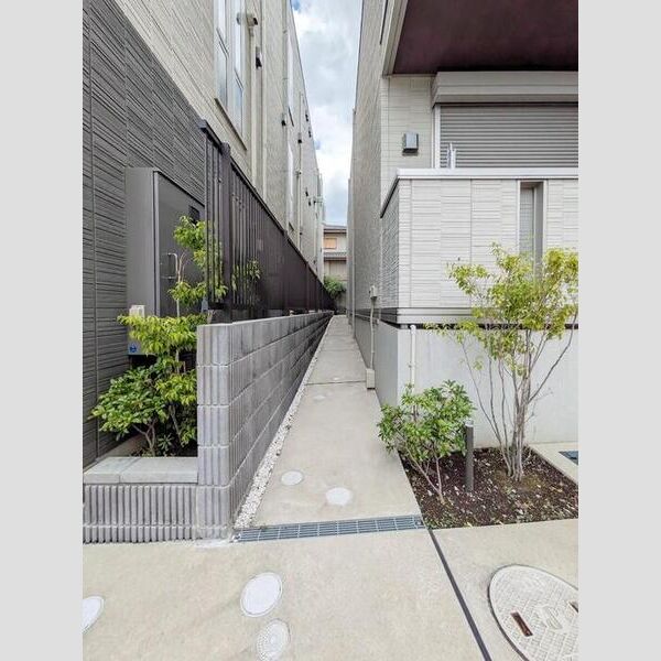 現地周辺 (自転車入口)