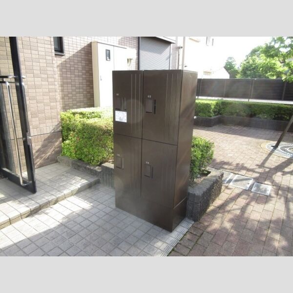 現地周辺 (宅配BOX)