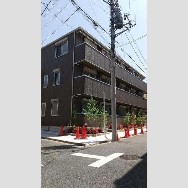 建物外観 (外観3)