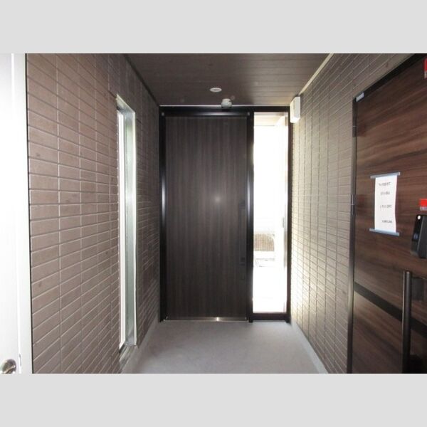 現地周辺 (自転車出入口2)