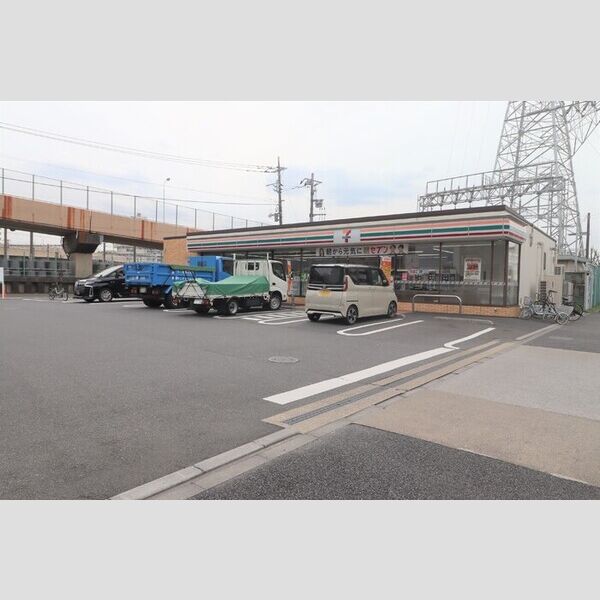 現地周辺 (セブンイレブン板橋高島平9丁目店)