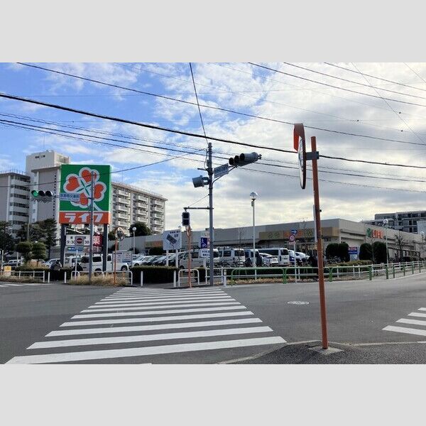 現地周辺 (ライフ前野町店(170m))