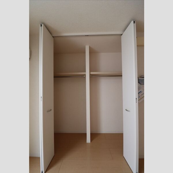 収納 (クローゼット)