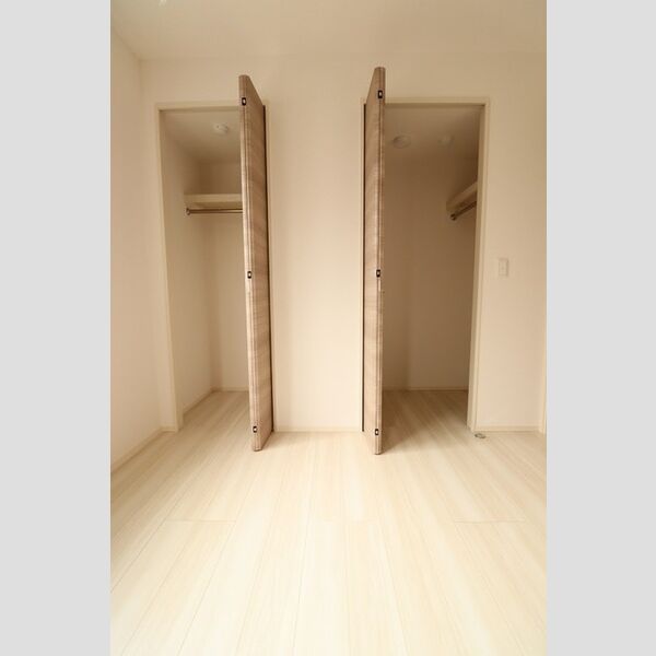 収納 (洋室の収納)